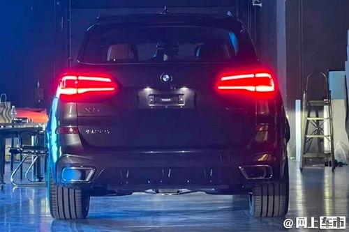 国产x5白色街拍视频,尽展国产豪华SUV魅力