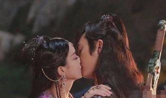 国产吻戏陈伟霆视频合集,国产剧中的浪漫瞬间